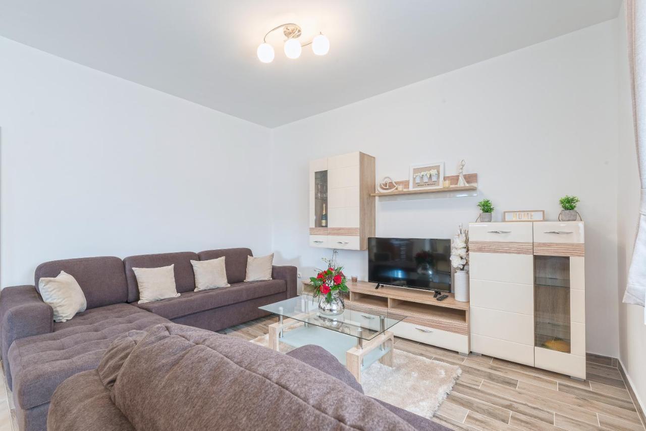 Apartman Tea Privlaka  Exterior foto